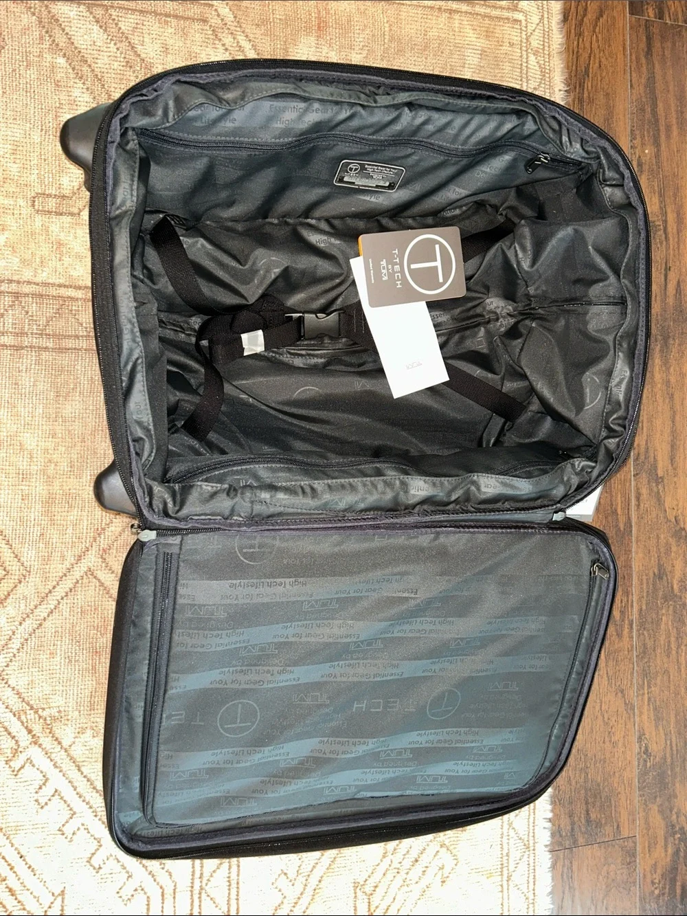 NWT T-Tech by Tumi Black Rolling Carry-On with Telescoping Handle